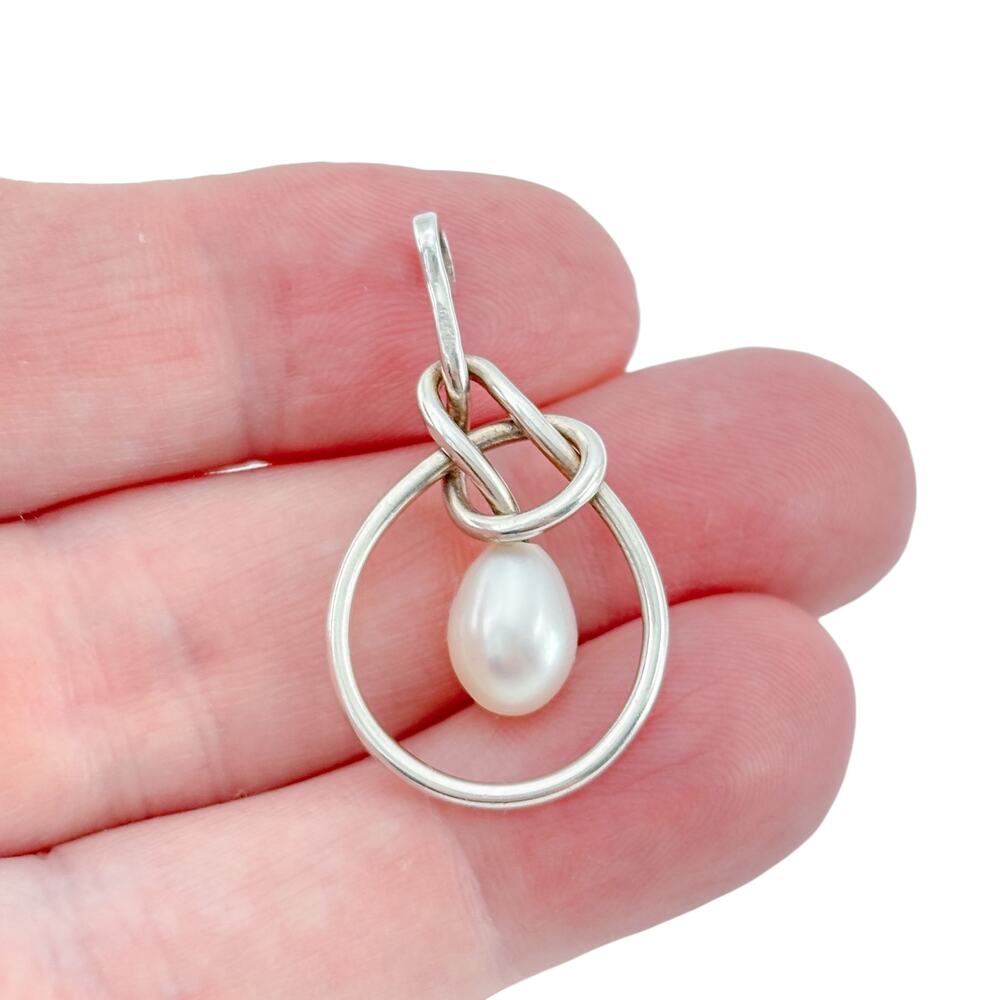 Vintage Sterling Silver 925 Pearl Knot Pendant